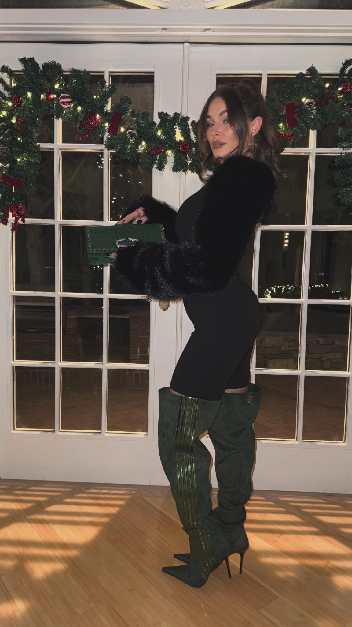 Merry 🌲

#LTKgrwm #LTKSeasonal #LTKHoliday