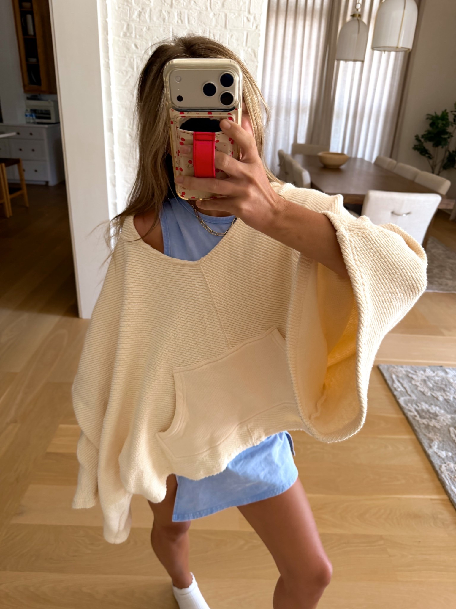 Obsessed with this sweater 😍

#LTKSeasonal #LTKgrwm #LTKootd