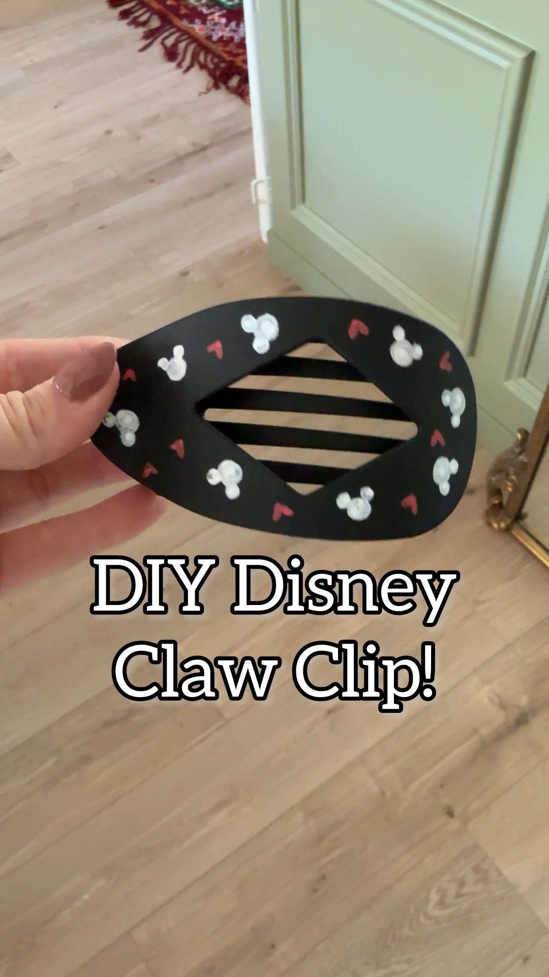 The easiest Disney craft to get ready for a day (or days) at the parks! This claw clip was so easy to customize for our Disney trip, and if you didn’t know, the traditional claw clips are a big NO for the rides!! This flat version is amazing, especially with a hat! @disneyland we are coming for ya! 
.
.
.
#disneymom #disneycrafts #diydisney #disneydiy #disneyoutfit

#LTKmomlife #LTKTravel #LTKBeauty