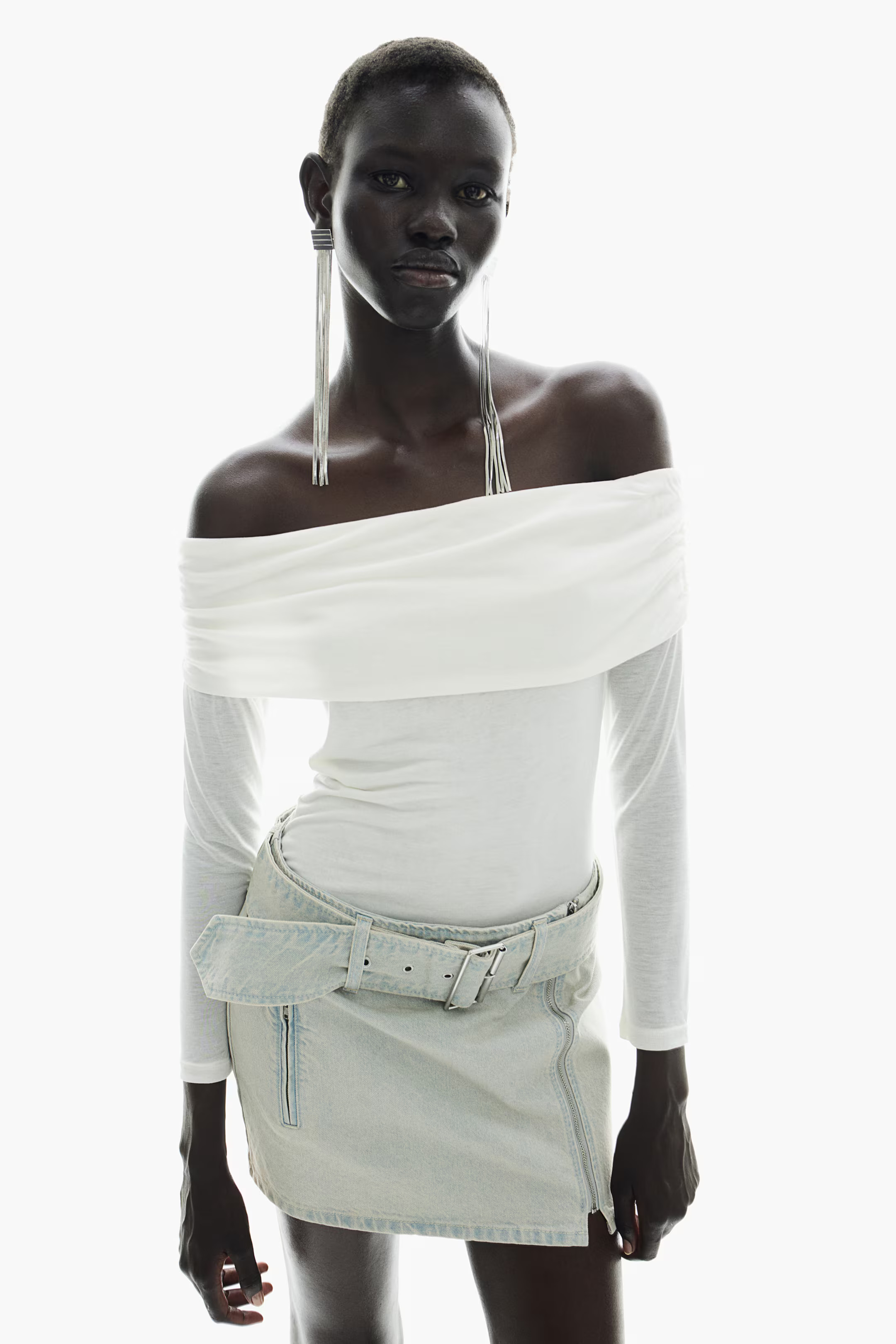 Zartes, schulterfreies Shirt | H&M (DE, AT, CH, NL, FI)