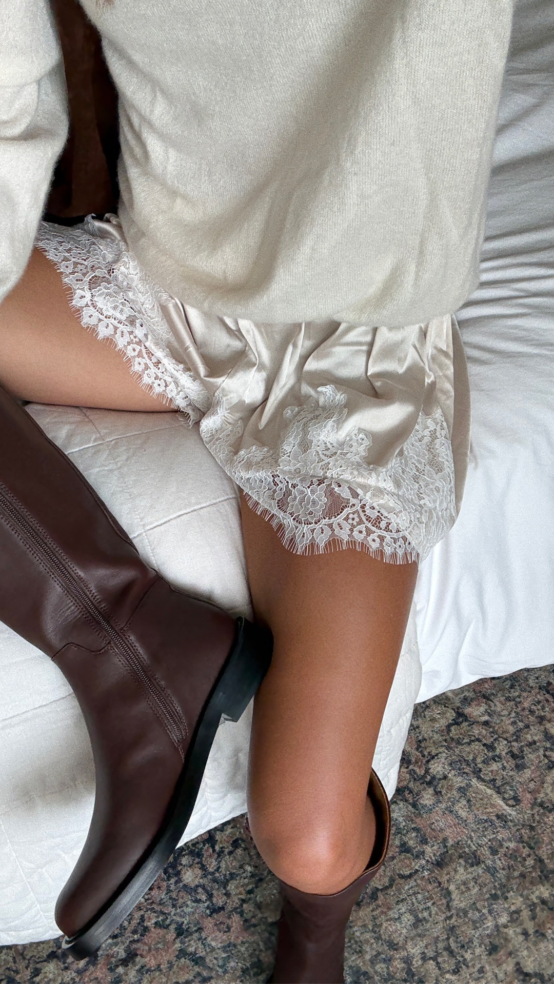 Silk lace shorts 
Amazon fashion 
Fall trends 