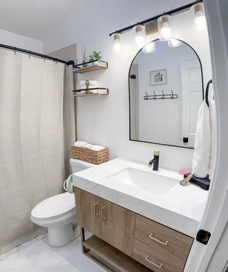 Guest bath remodel

UndeniablyElyse.com

Remodel
Bathroom reno
Amazon home
H&M home
Walmart finds
Home Depot



#LTKhome