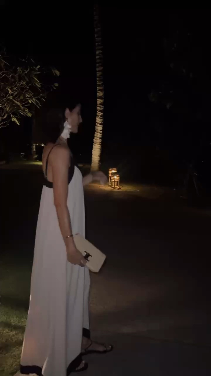 POV: the dress you’ll reach for all summer☀️
#stylinbyaylin #aylin #summeroutfit #summerootd #dresses

#LTKootd #LTKgrwm #LTKSeasonal