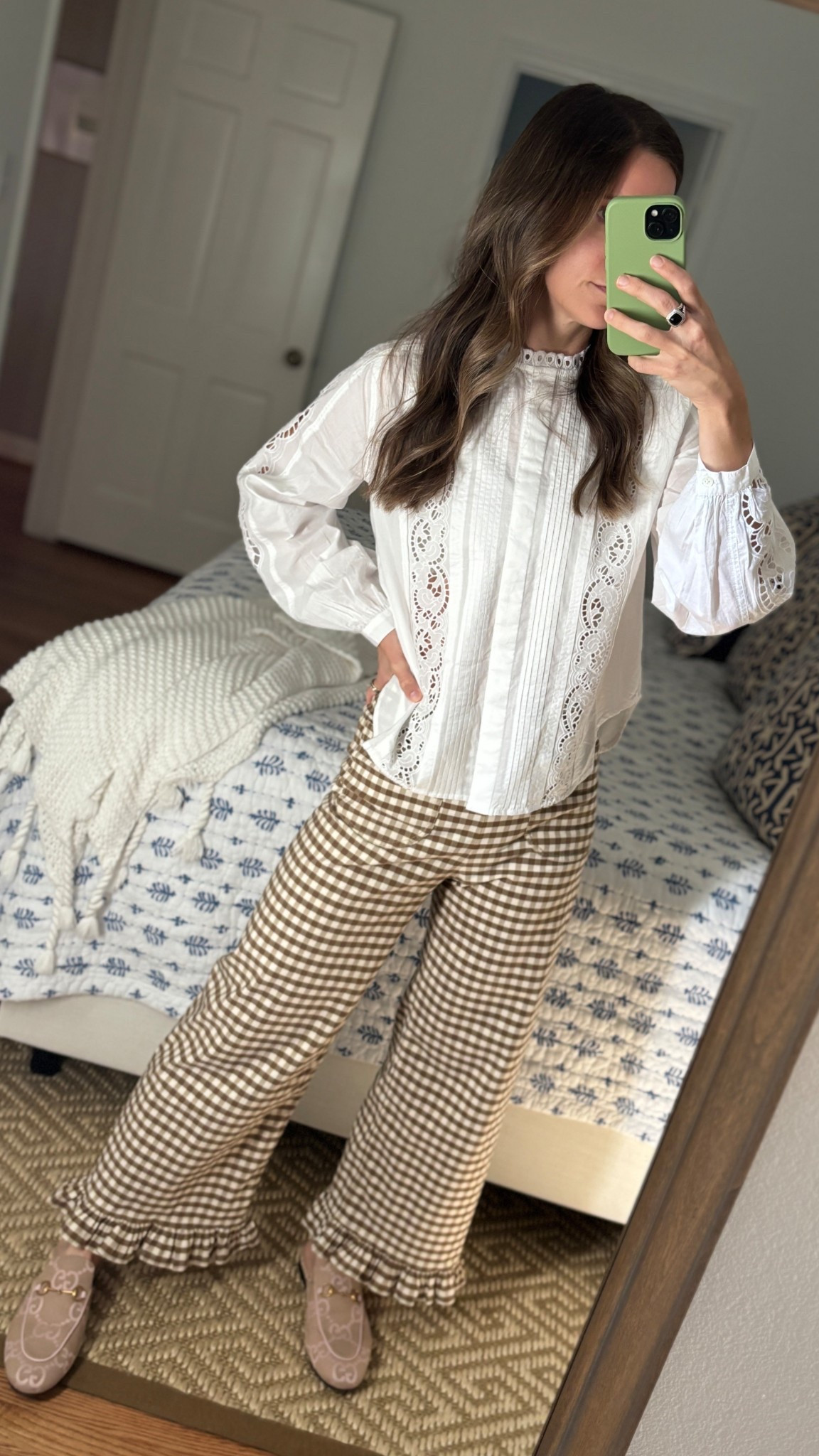 Fall look 🍂🍁 size xs top, 26 in pants 

#LTKFindsUnder100 #LTKStyleTip #LTKSeasonal