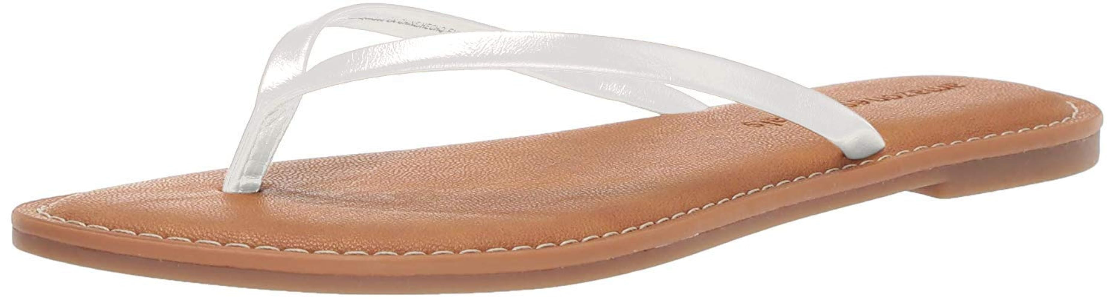 Amazon Essentials Women's Thong Sandal | Amazon (US)
