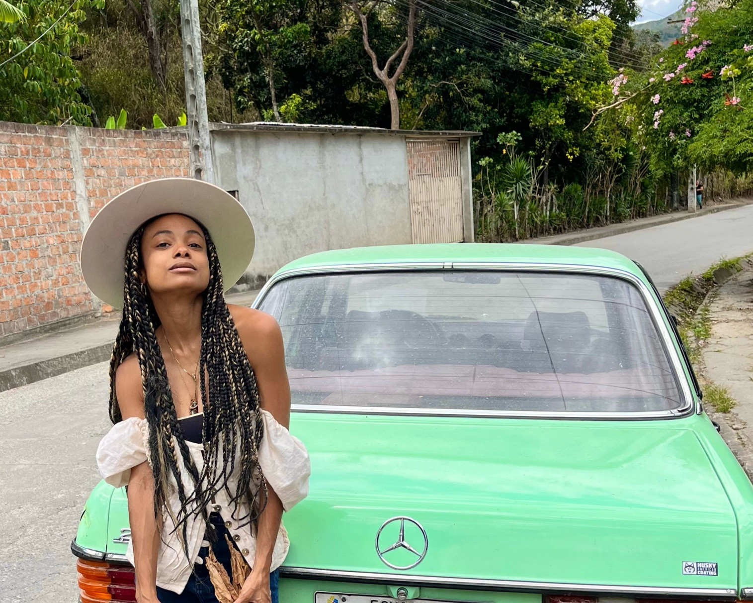 It’s the second of my Joan Didion estate sale posts, inspired by the writer’s personal home decor & writing items (one and the same in some ways) recently auctioned by STAIR.

This time around you can shop her infamous tortoise shell Céline shades, tools for literal gas lighting (or just like, living room ambiance creation), a Richard Serra catalogue inspired by “Malcolm X” a painting of Serra’s collected by Didion), floral Victorian chairs that make a bedroom a space, & more perfect objects to make home look & feel like a writer’s retreat or vacation.

#competition
#artandobjects

Want details on the outfit? Find me on IG @postmodernindigenous & let me know! 

#LTKFind #LTKGiftGuide