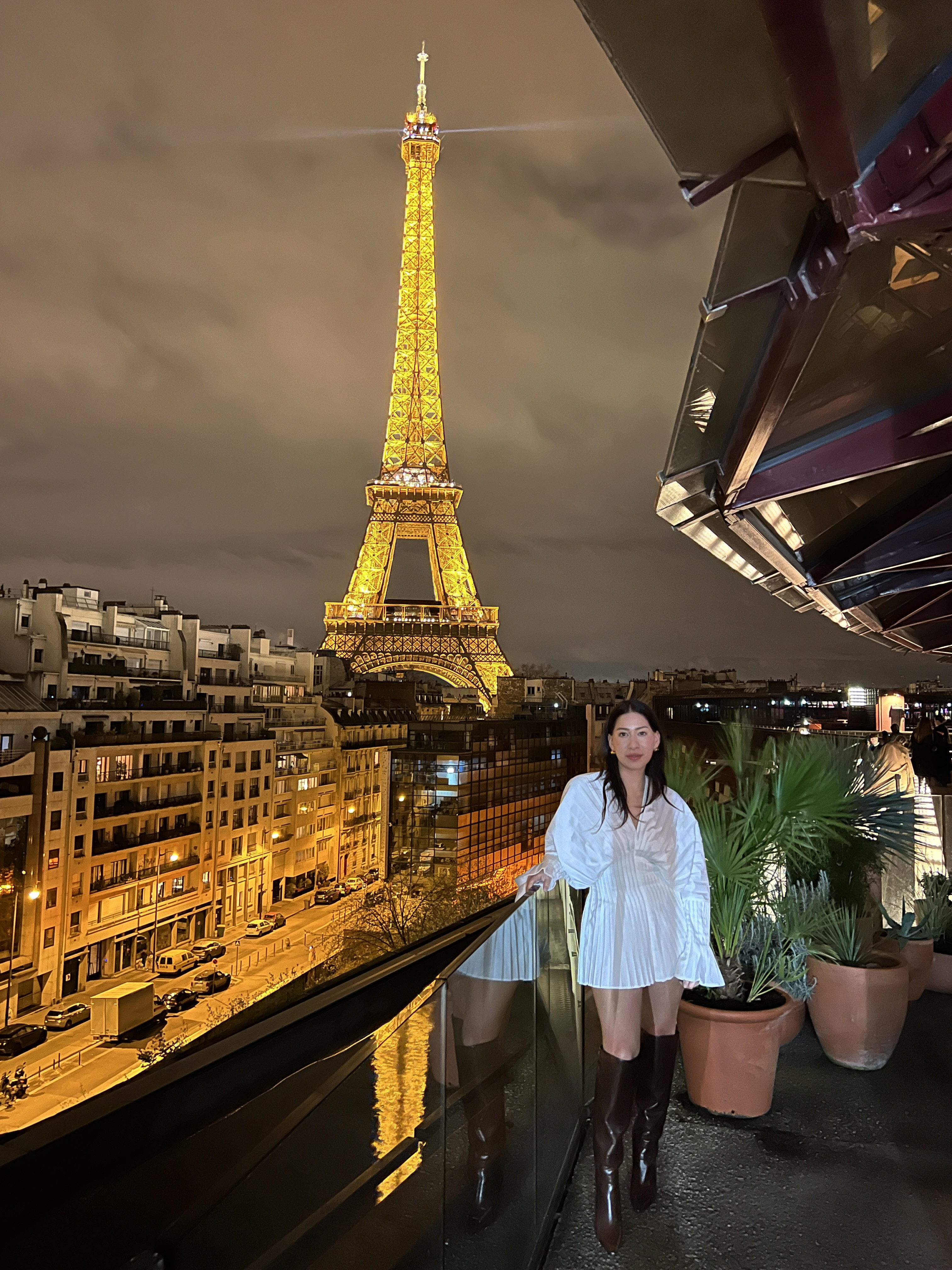 Views on views. Had a few Marylin moments with this dress but the picture was worth it. 

#paris #eiffeltower #outfit #kneehighboots #brown #pleateddress #leatherboots #longsleeve #minidress #whitedress

#LTKTravel