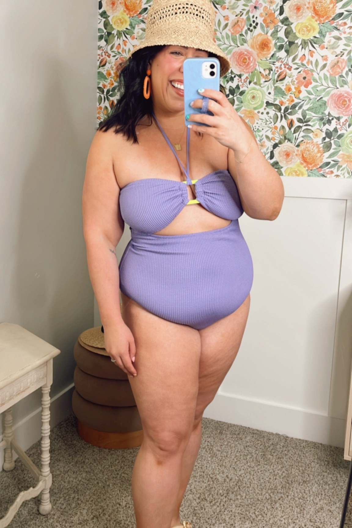 Aerie one piece swimsuit for the midsize girl wearing size XL 

#LTKStyleTip #LTKSwim #LTKMidsize