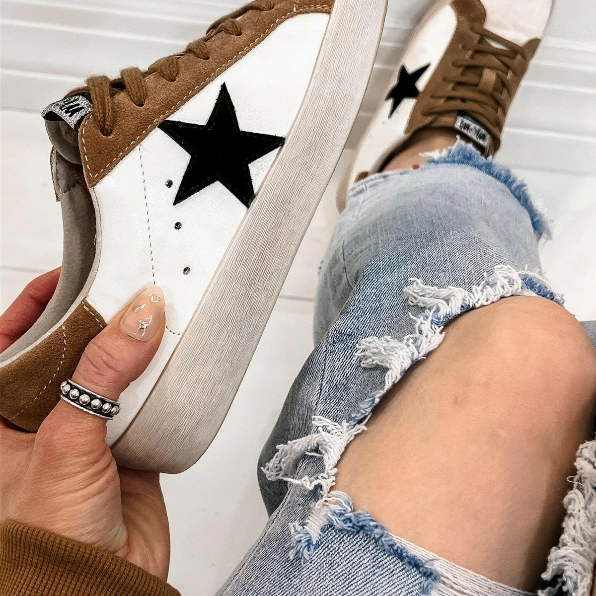 Sneaker with Star Accent and Cushioned Sole | Krush Kandy