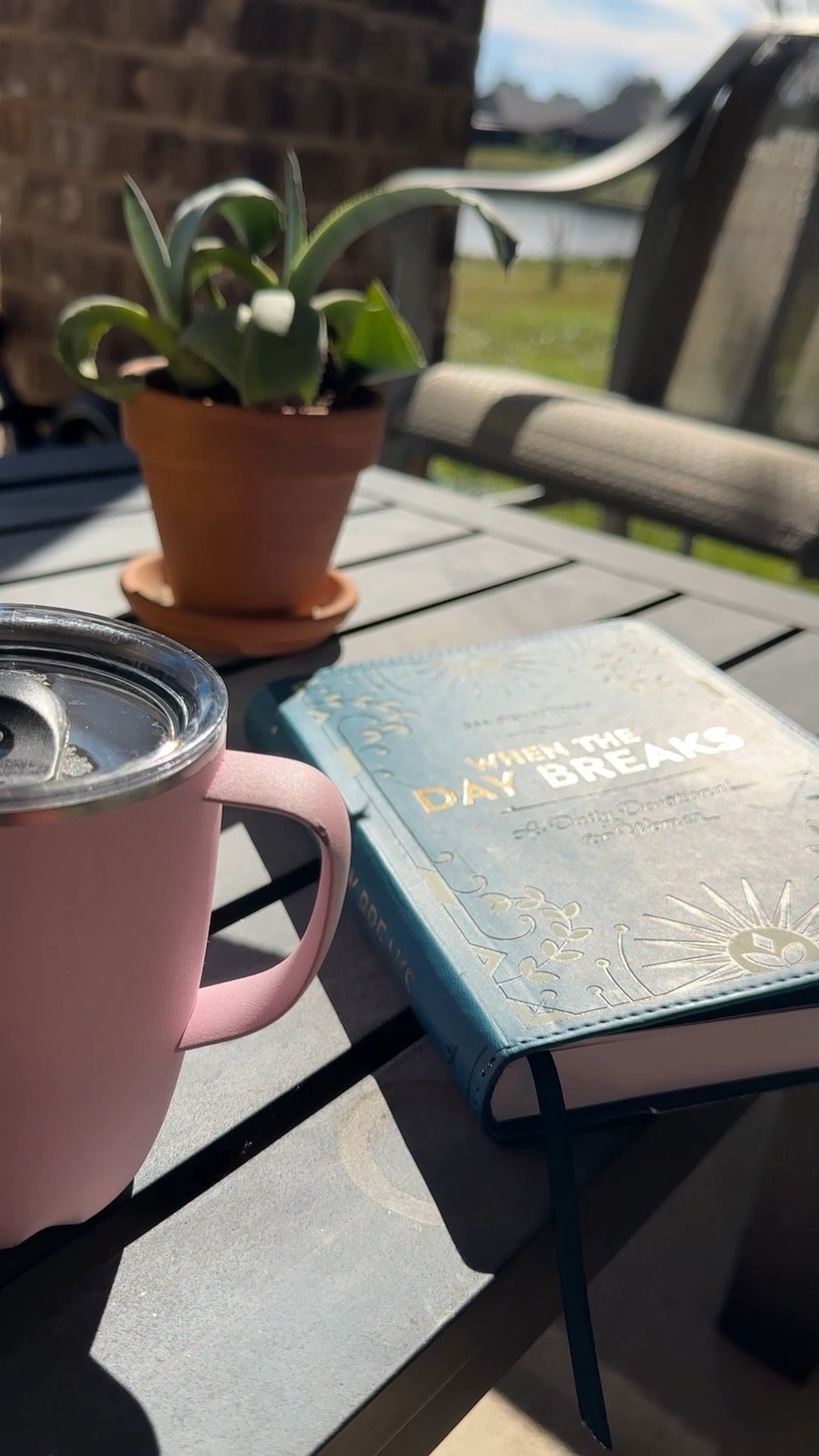 Today’s message in my daily devotional is a realllyyy good one: Live Like Jesus! ✝️


#Christian #Devotional #Morning #Coffee

#LTKmorningroutine