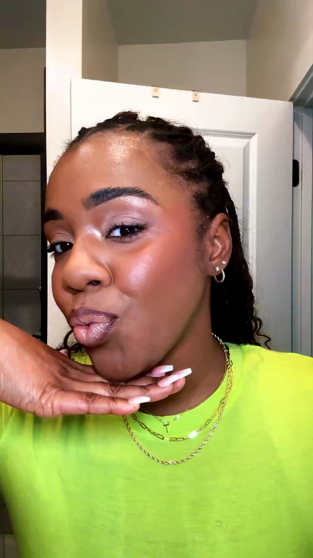 Light makeup look for summer

#LTKgrwm #LTKBeauty