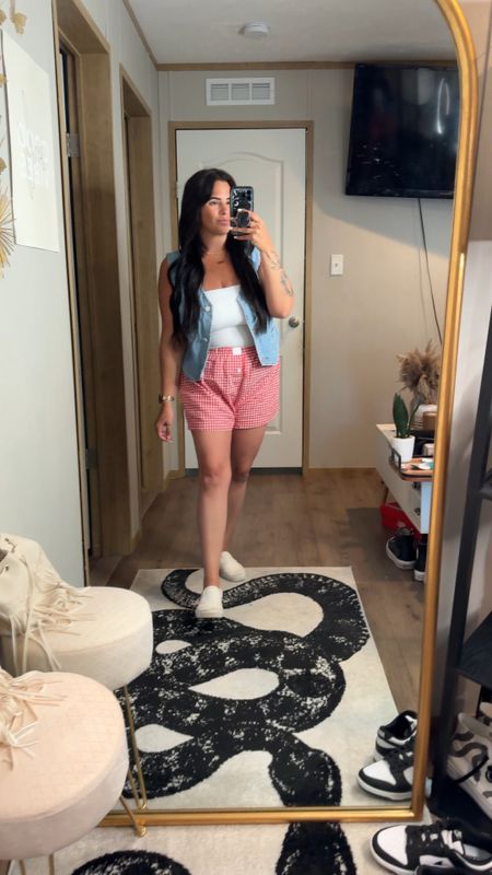 Casual outfit for this mom of 3! Keeps me cool and comfy while being on the trendy side 

Trends
Boxer shorts 
Summer outfit 
Shorts 

#LTKVideo #LTKMidsize #LTKSeasonal