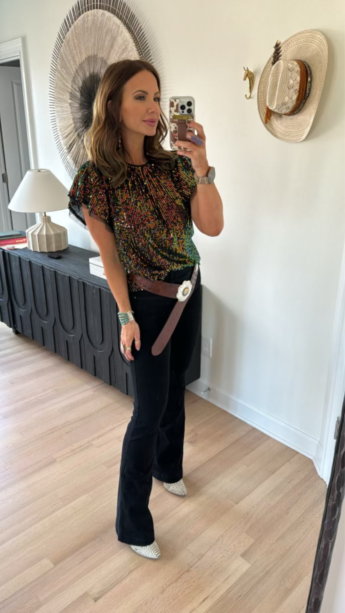 Avara Jalene Top runs TTS, I’m wearing a medium - code BETSY15 works for 72 hours! ❤️

Jewelry from @goldielew_ code BETSY works! 

Boots from Freebirds! ❤️

#LTKHoliday #LTKsalealert #LTKSeasonal