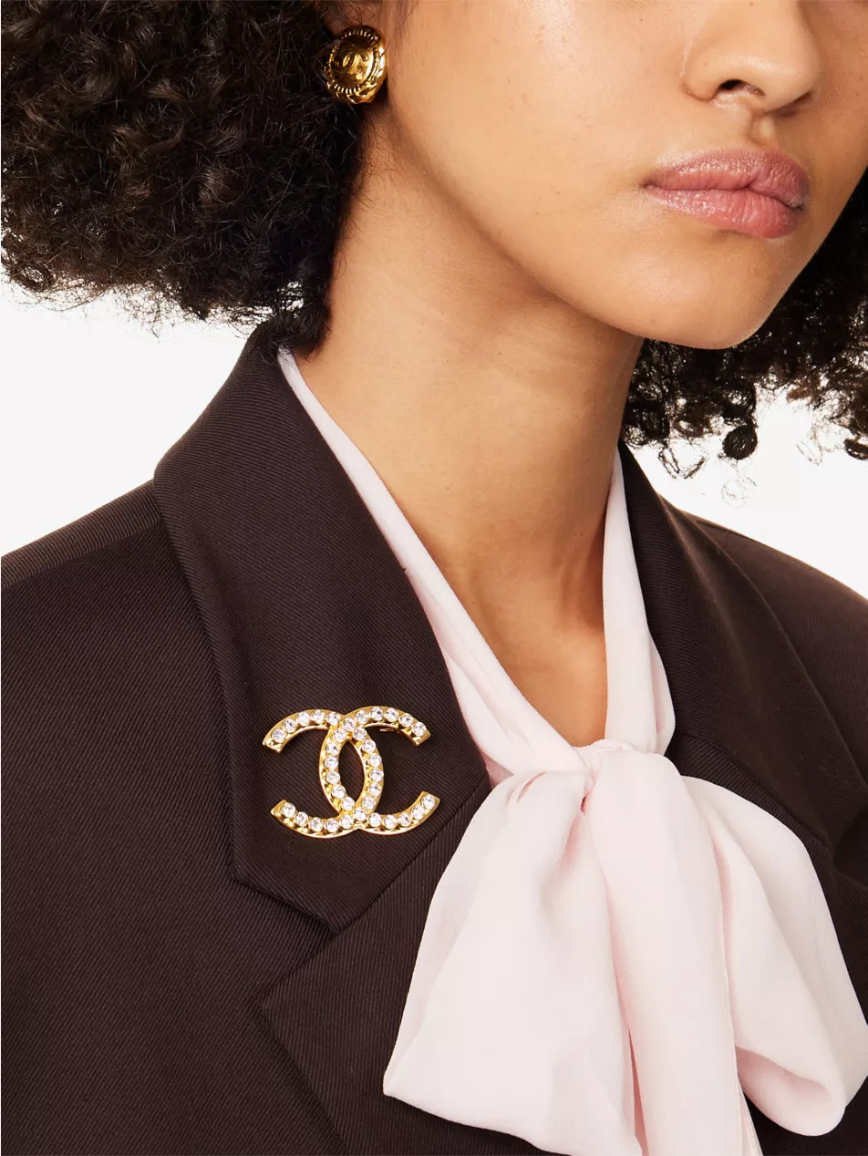 Pre-Loved Chanel Gold-Plated CC Rhinestone Brooch | Selfridges