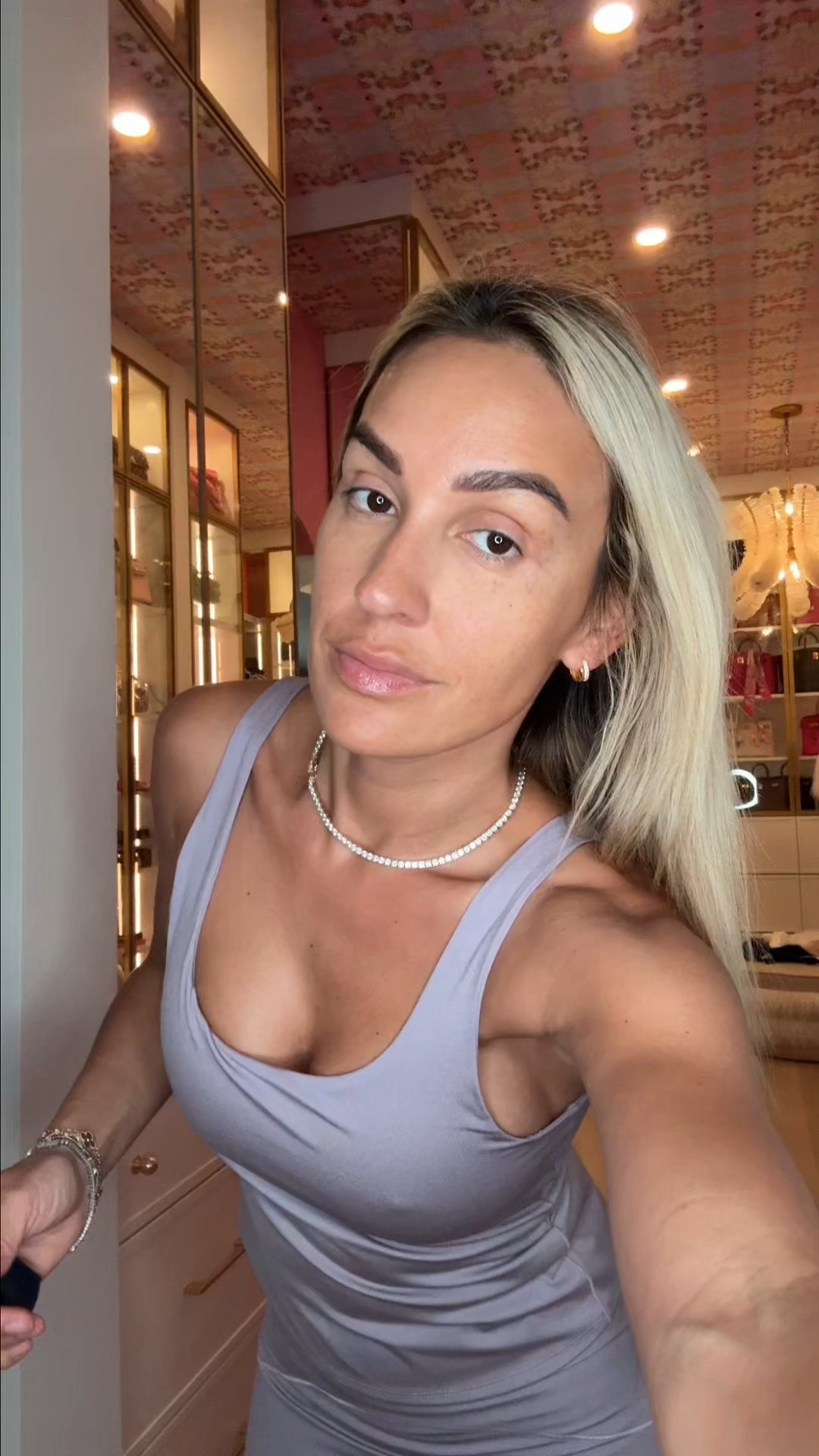 AIVANELLIXSPANX for 15% off + Free shipping your your first order 


#spanxpartner