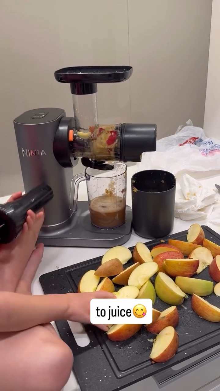 Juicing apples we picked from the farm! 🍎🍏

#LTKFamily #LTKHome