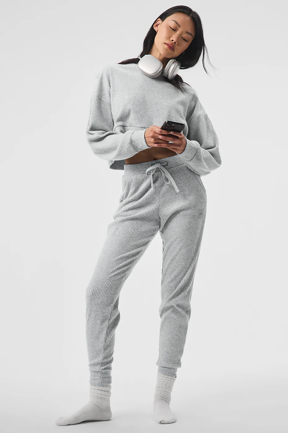 ALO | Muse Sweatpant in Athletic Heather Grey, Size: 2XS | Alo Yoga (US)