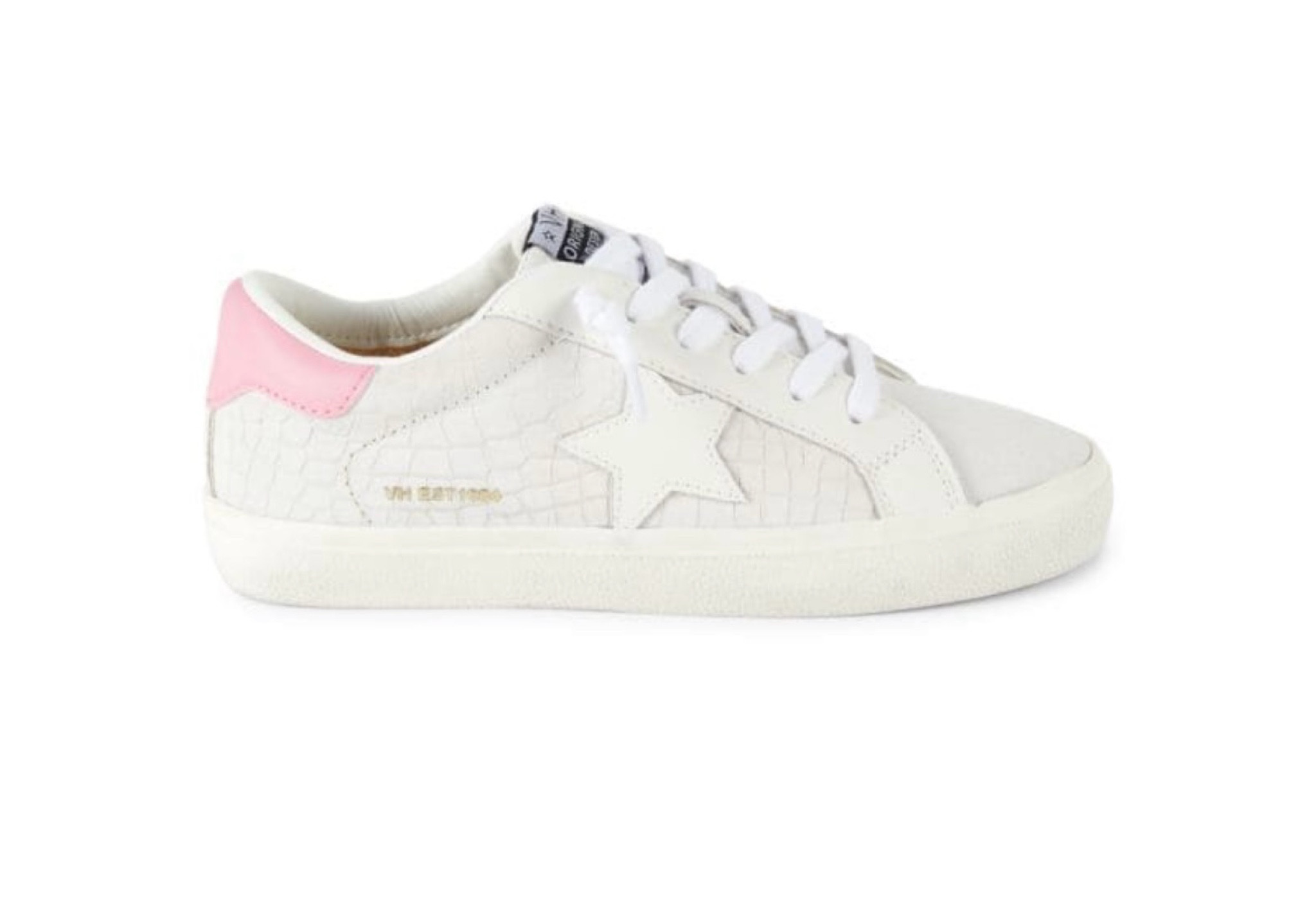 Vintage Havana Sneakers on major sale! 


Women’s shoes
Women’s sneakers
Sneakers
Saks fifth
Nordstrom
Macys
Women’s outfit
Valentine’s Day 
Valentine’s Day outfit 

#LTKOver40 #LTKFindsUnder50 #LTKShoeCrush