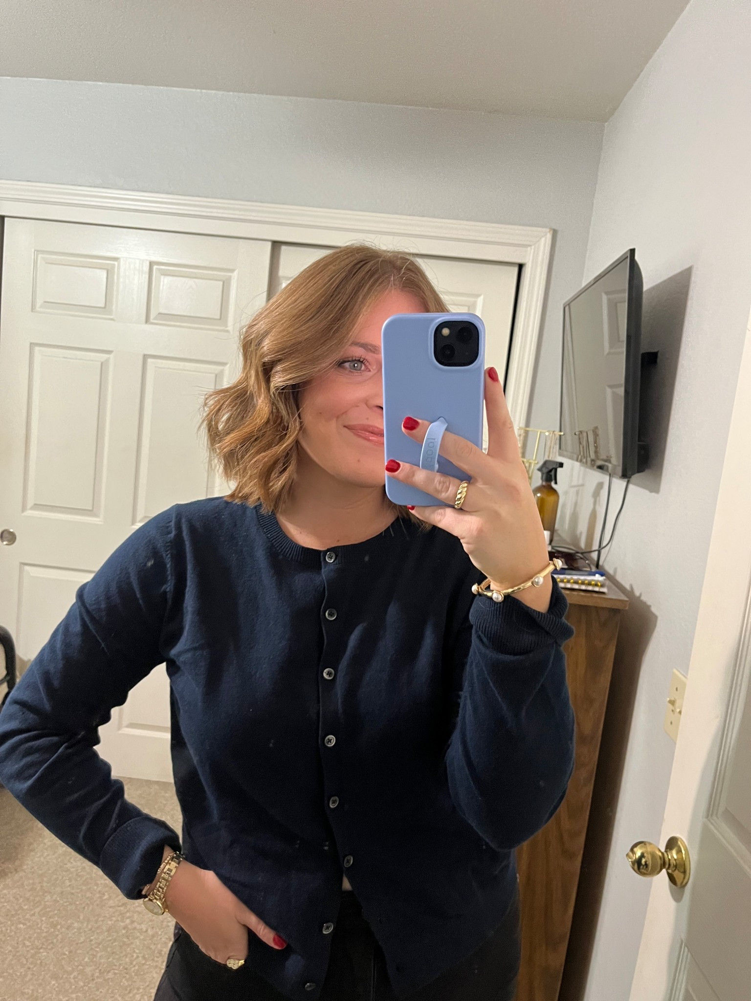 ootd// new loopy case for Spring🩵 use code Caffeinatedinstyle for 10% off

L in cardigan (tts)

#LTKStyleTip #LTKMidsize