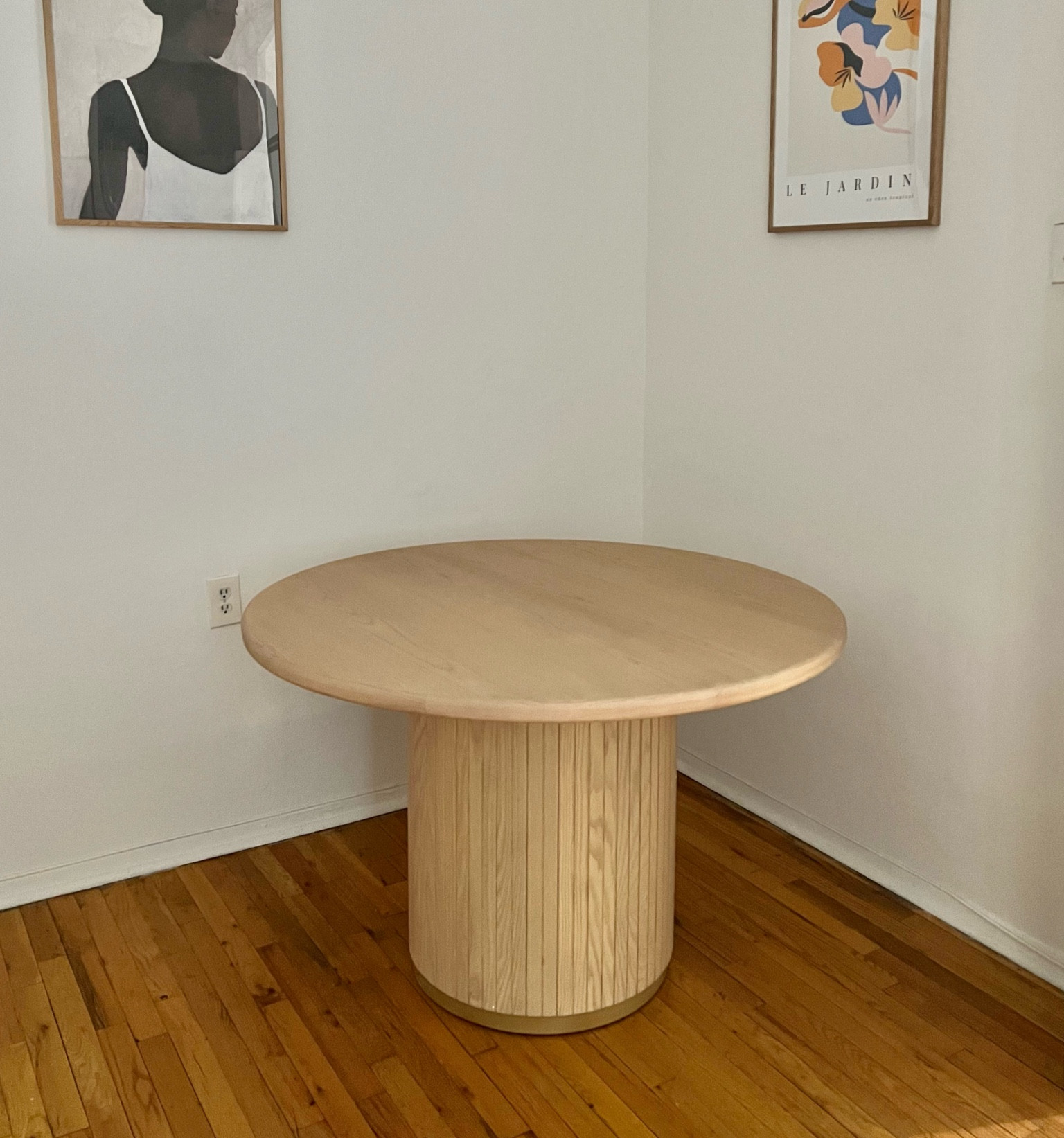 Dining table, home decor, home furniture, round dining table

#LTKsalealert #LTKFind #LTKhome