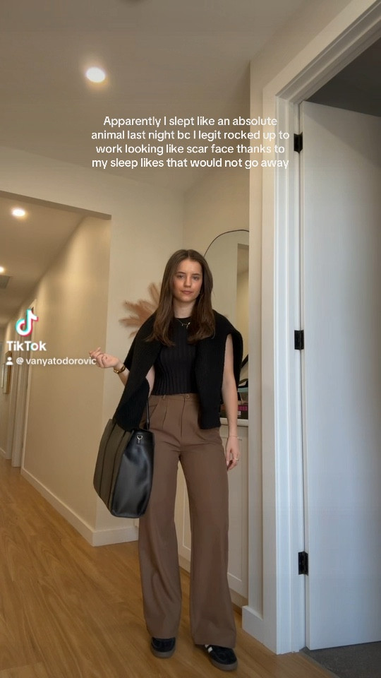 Work ootd!! Brown princess Polly archer pants casual outfit! 

#LTKnewzealand #LTKworkwear #LTKaustralia