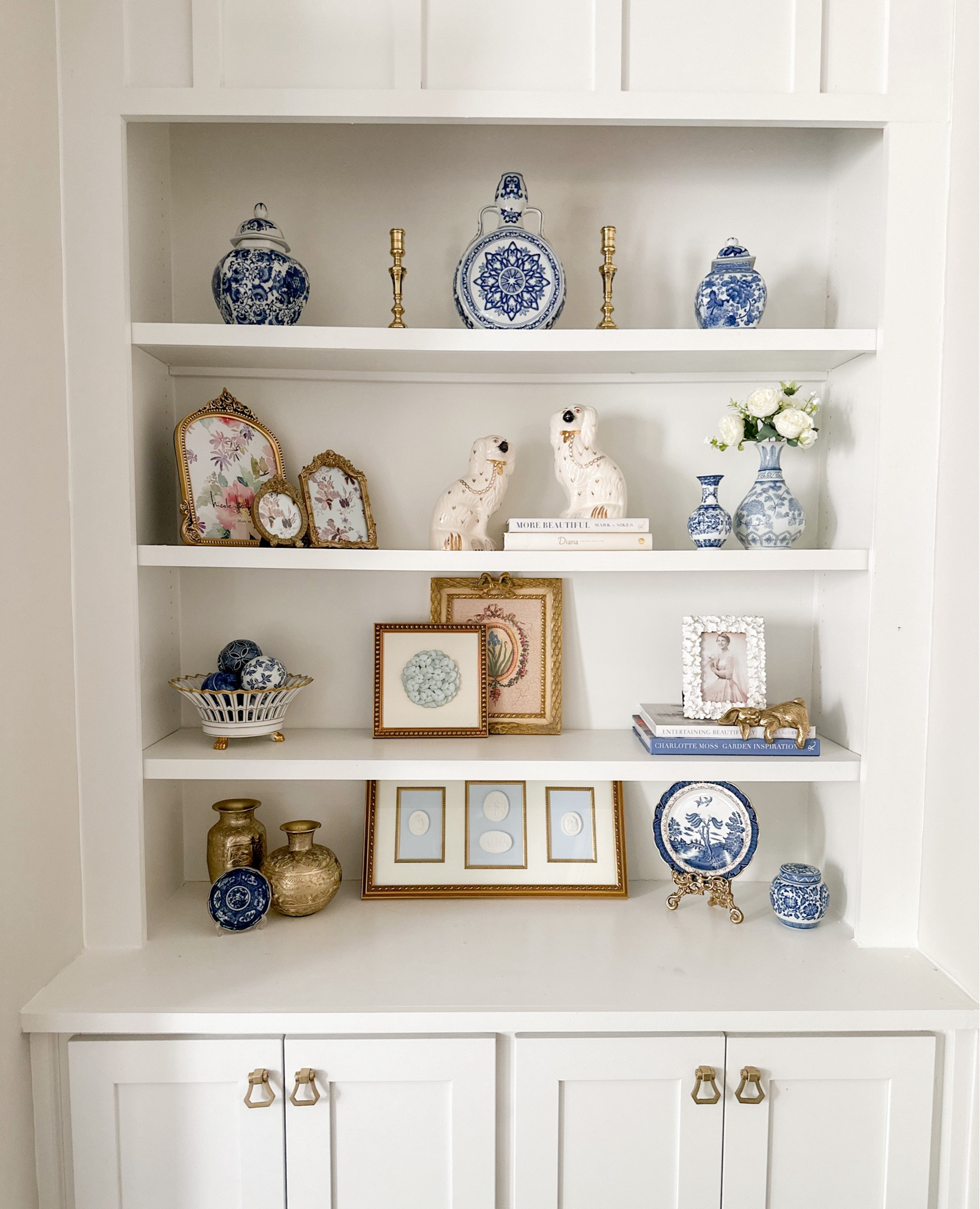 I DIYed my own intaglio art using a frame from goodwill, hot glue, linen card stock, and some fabulous intaglios! 

See my reel on IG for more inspo.

#LTKHome #LTKStyleTip #LTKWatchNow