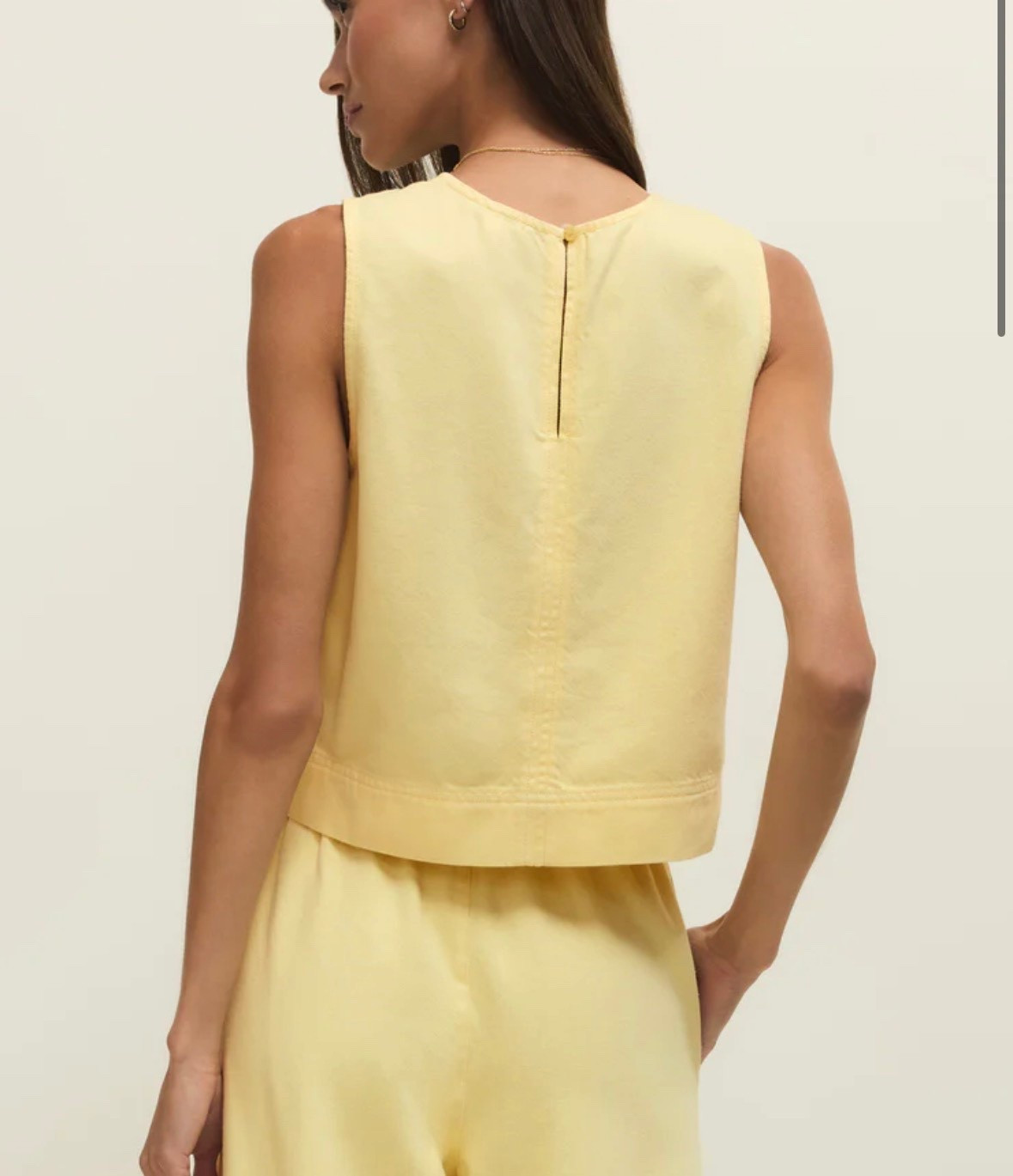 Ummmm z supply w the butter yellow 😍 

Shop spring with free shipping. Just in time to throw it in your suitcase and jet set! 

#clothes #springbreak #butter #yellow #spring #set #comfy #travel 

#LTKmomlife #LTKU #LTKootd