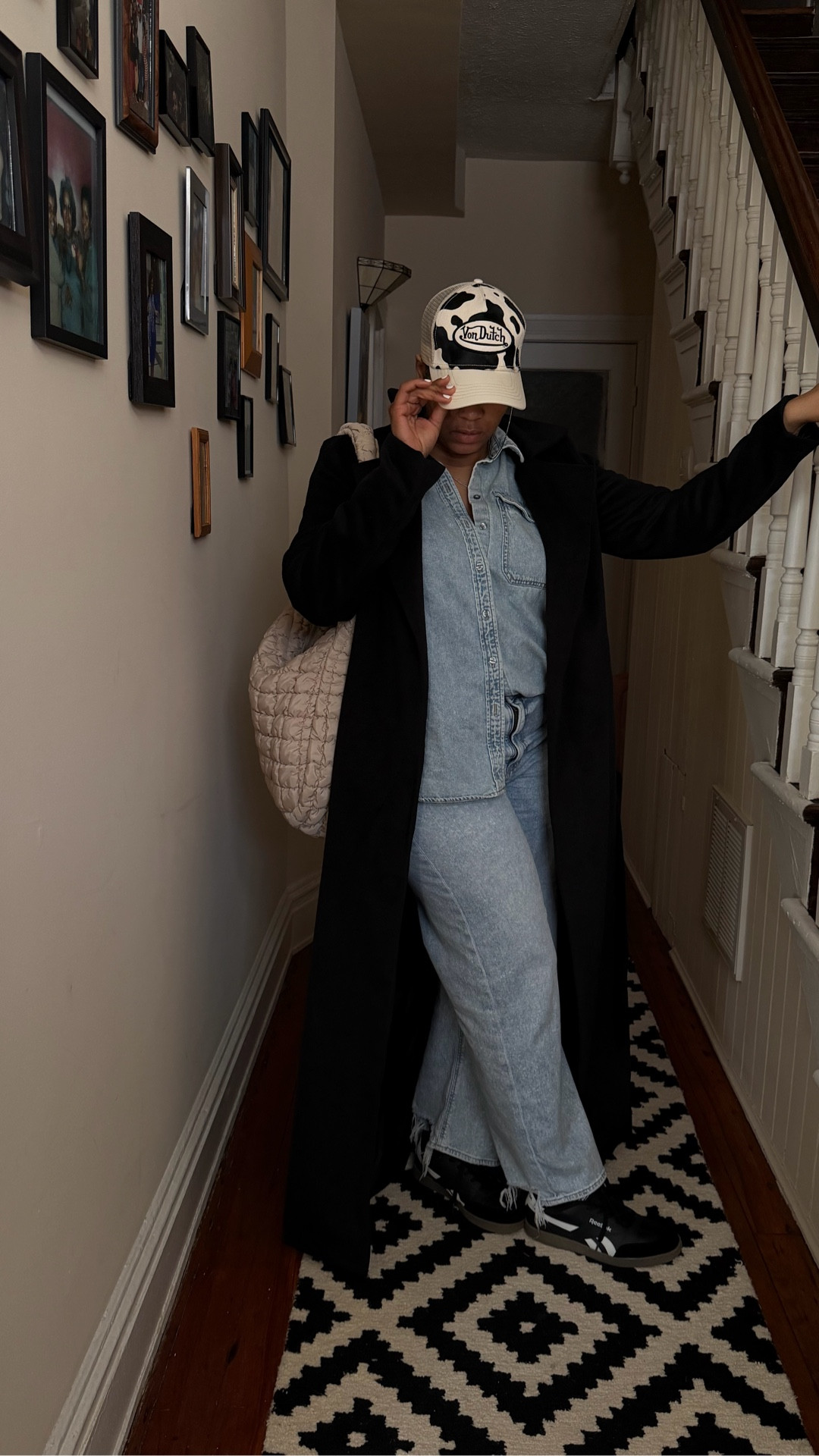Basketball weekends call for comfortable denim.
Easy pieces that move with real life.


#LTKmomlife #LTKootd #LTKdayinmylife