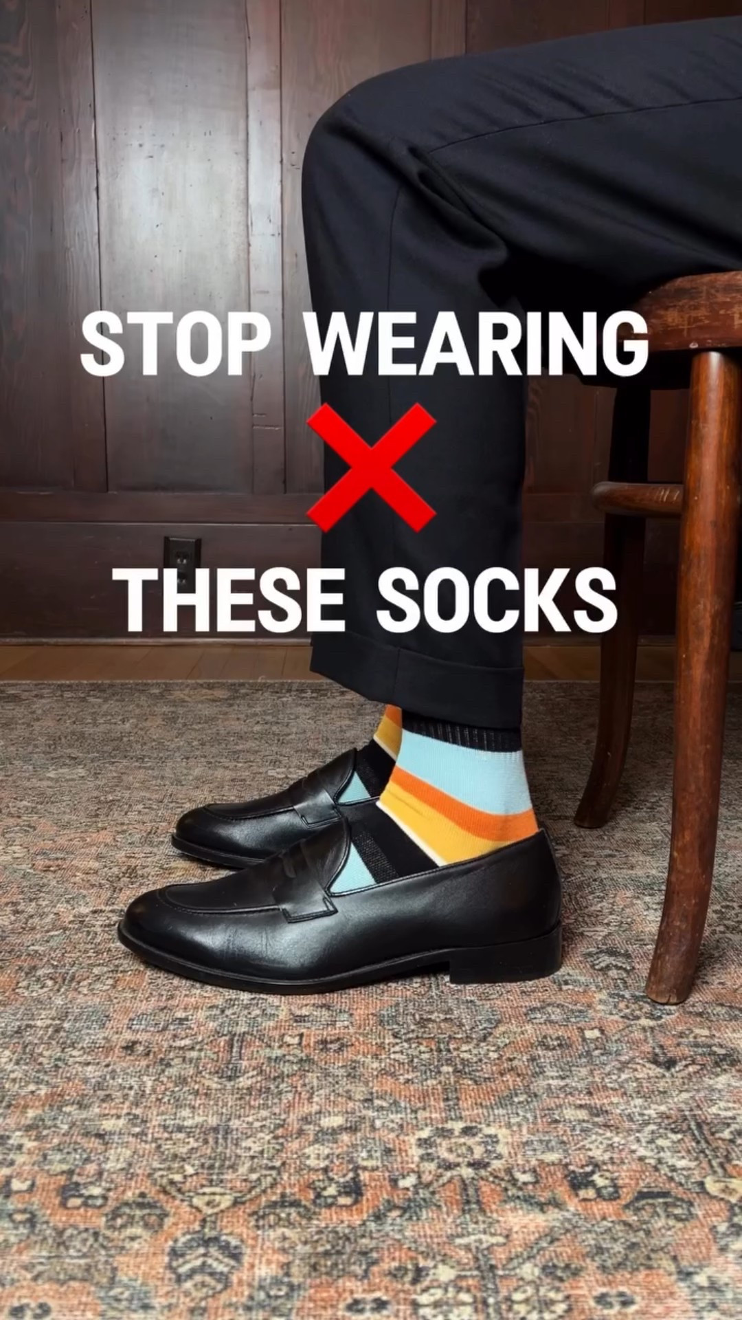 How to properly match your socks to trousers. 

#menstyletips #howto #styletips #howtostyle #howtowear