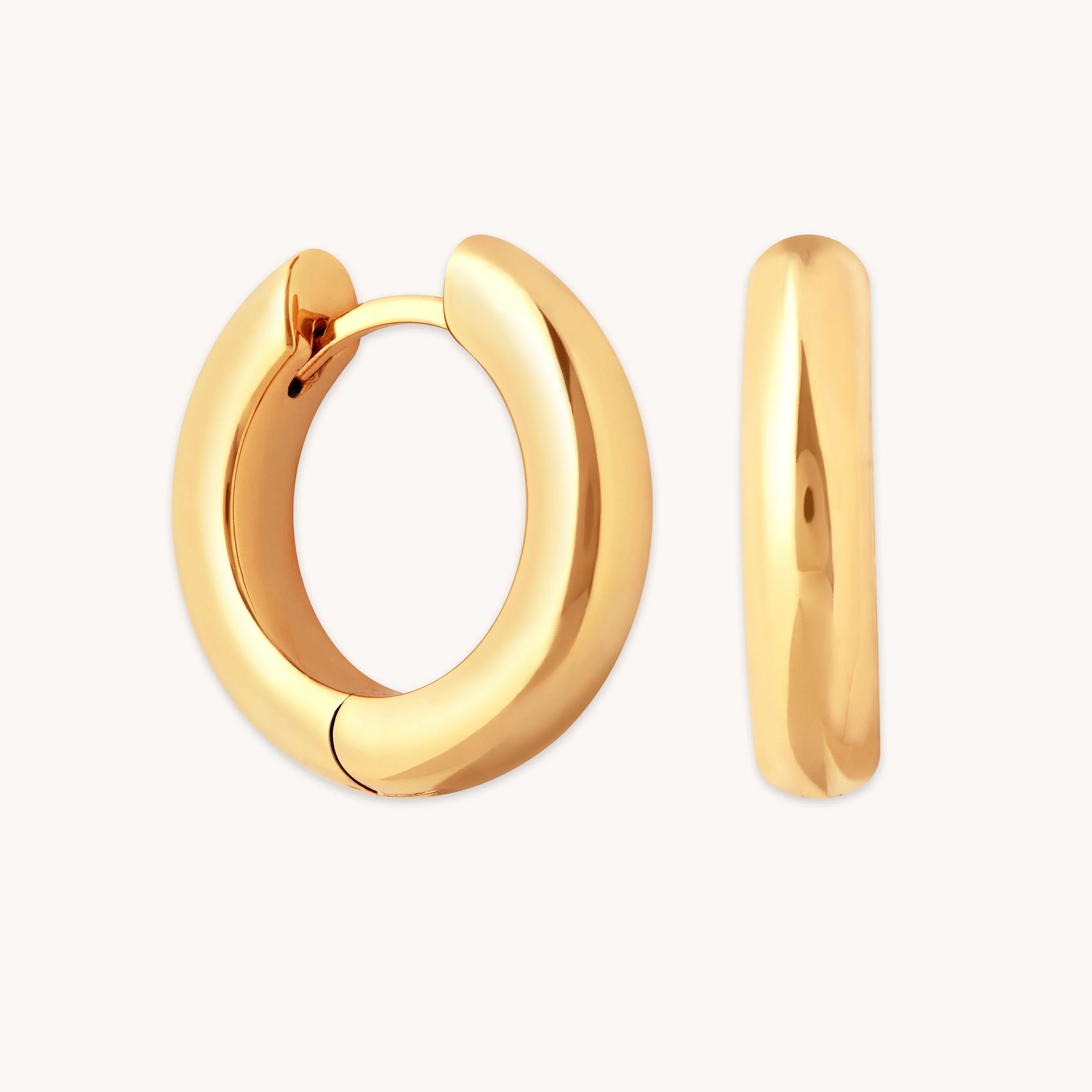 Bold Medium Gold Hoops | Astrid & Miyu Earrings | Astrid & Miyu US