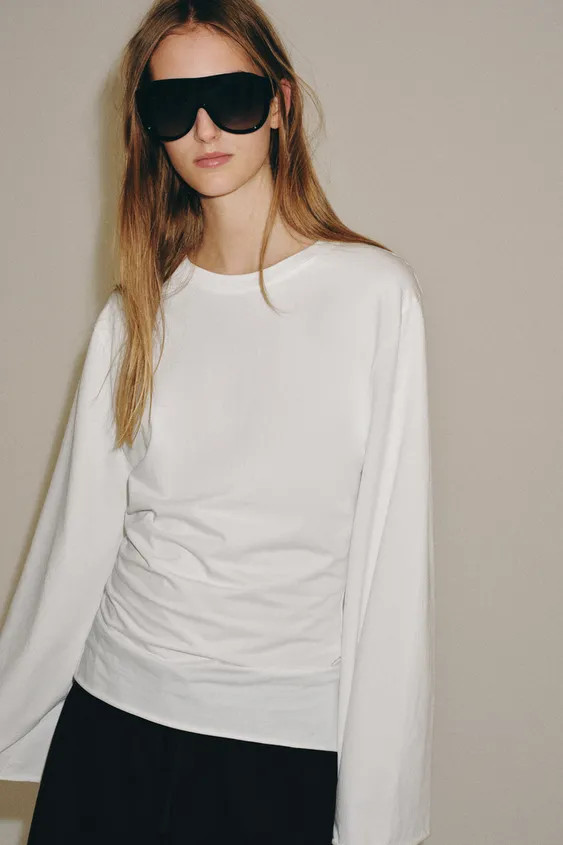 REGULAR FIT - ROUND NECK - REGULAR LENGTH - LONG SLEEVET-shirt featuring a main fabric made from ... | Zara UK