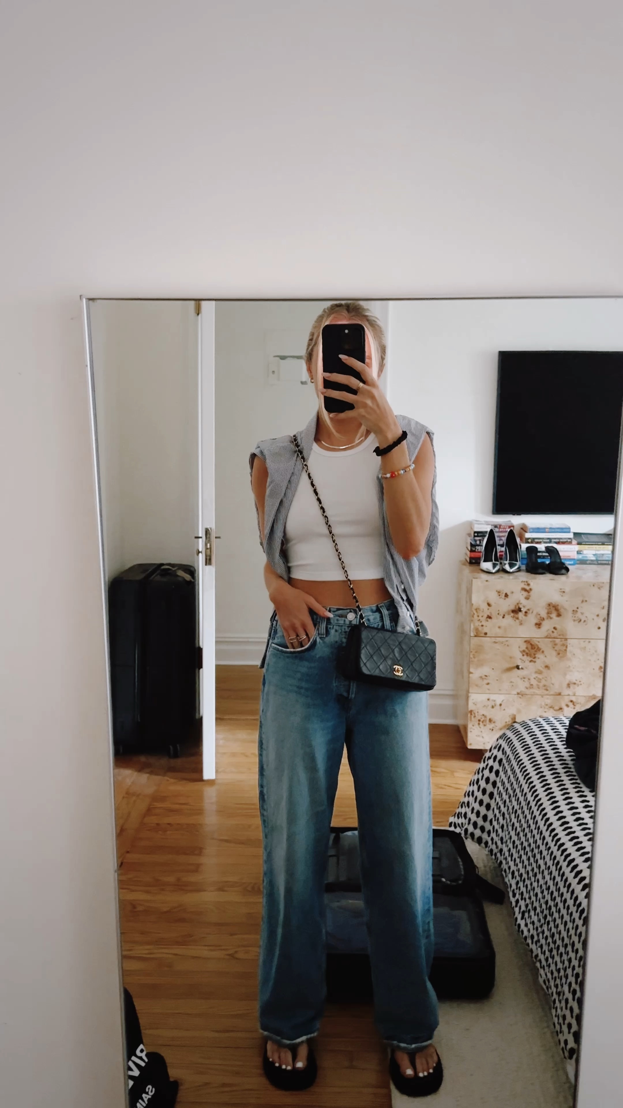 Classic 🤍💙

#LTKFallSale #LTKFindsUnder100 #LTKVideo