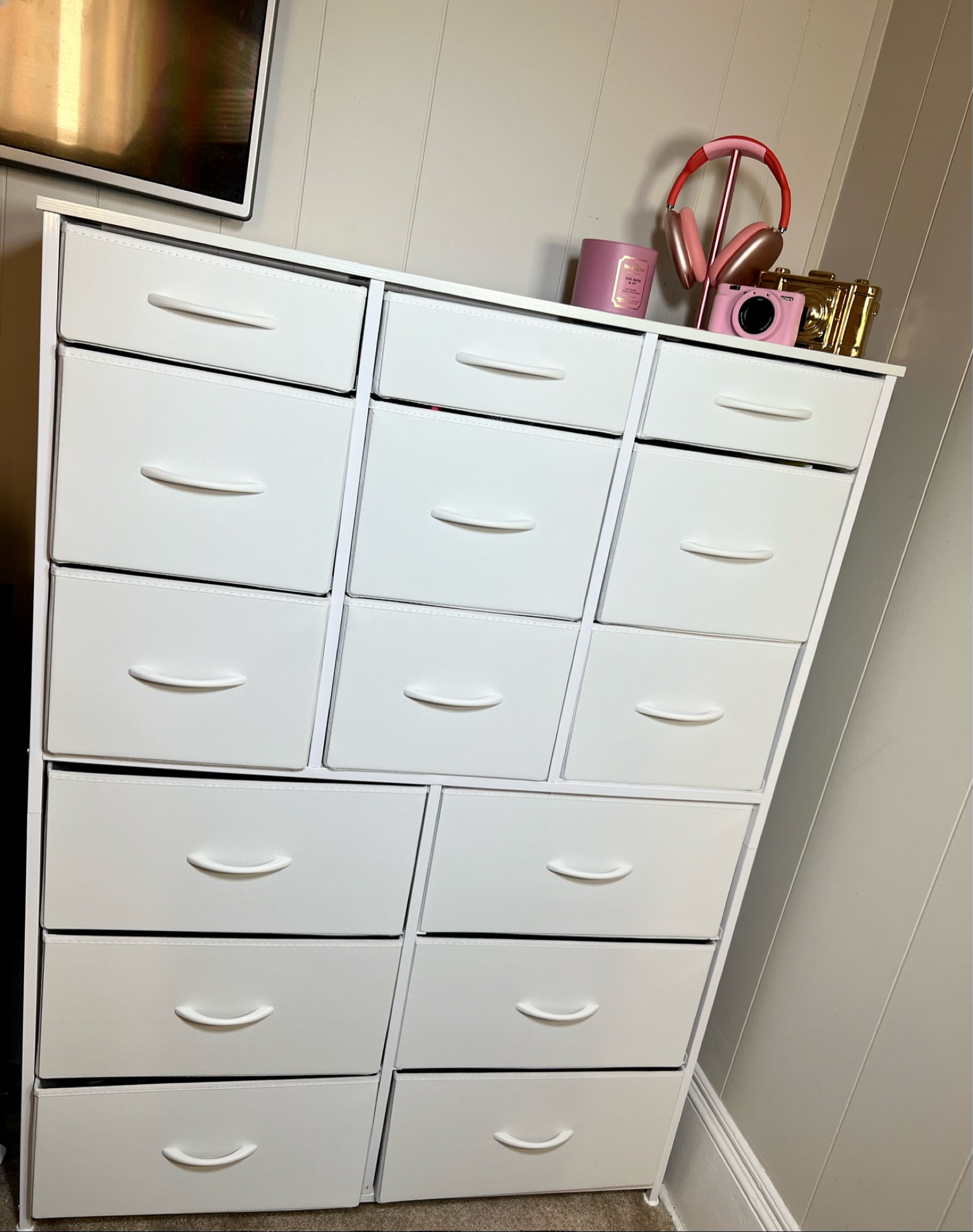 15 drawer dresser ! Perfect for small spaces . Not too small #room #closet #home

#LTKhome