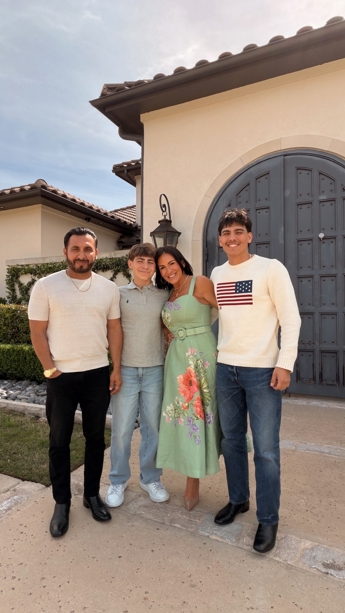 Resurrection Sunday in this one 💚🌸

This dress is one of those pieces that just feels special the second you put it on—feminine, flattering, and perfect for spring occasions. The fit is so good (hello, defined waist 🙌) and the floral detail makes it feel elevated without trying too hard.

Wearing a small.

5’2” | 130 lbs | 25” waist | 34DD | size small

#LTKStyle #SpringStyle #EasterOutfit #PetiteFashion #WomenOver40Style #AmazonFashion #affiliate
