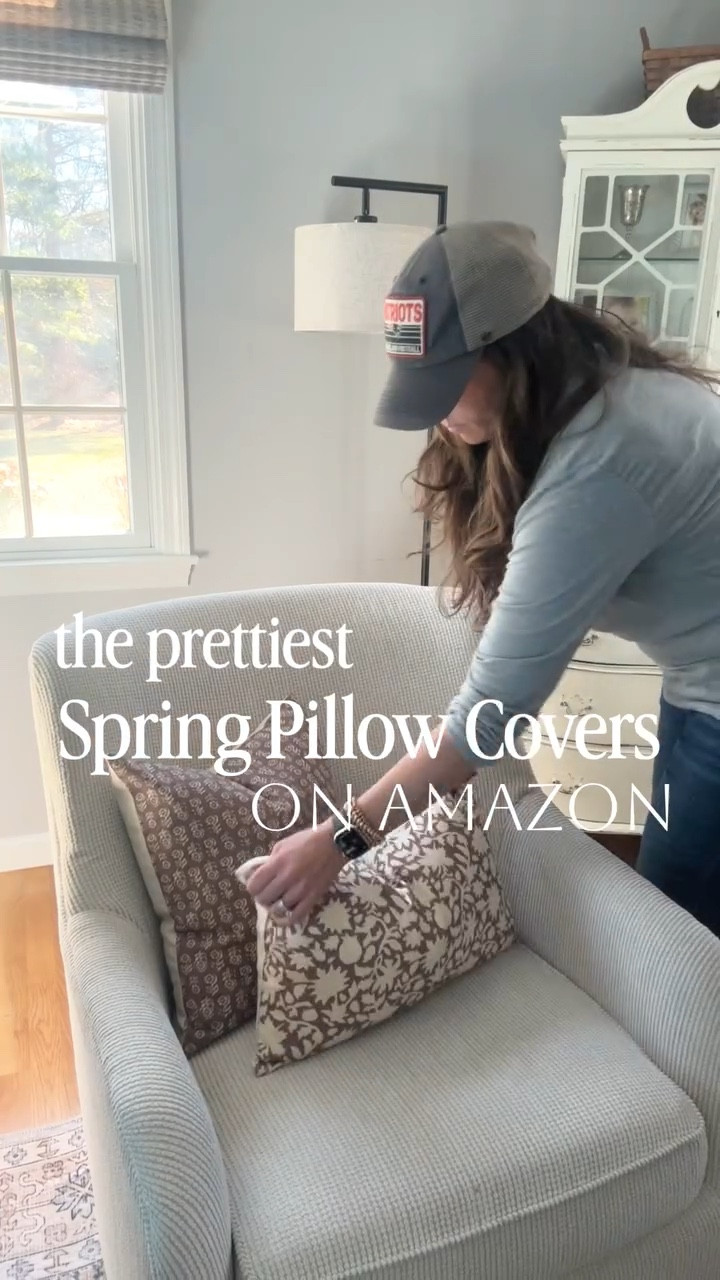 I found so many pretty spring pillow covers on Amazon and it’s such an easy way to refresh! Don’t forget, if you want those plump, choppable designer-looking pillows, use down or down alternative inserts that are one size up from the cover size.

Comment SHOP for links!

#pillows #springdecor #homedecor #interiordesign #throwpillows