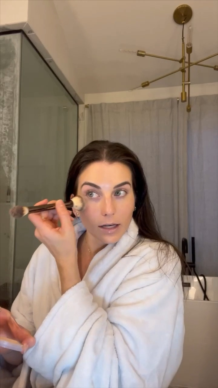 My Holiday Makeup Products! 

#LTKSeasonal #LTKbeauty #LTKHoliday