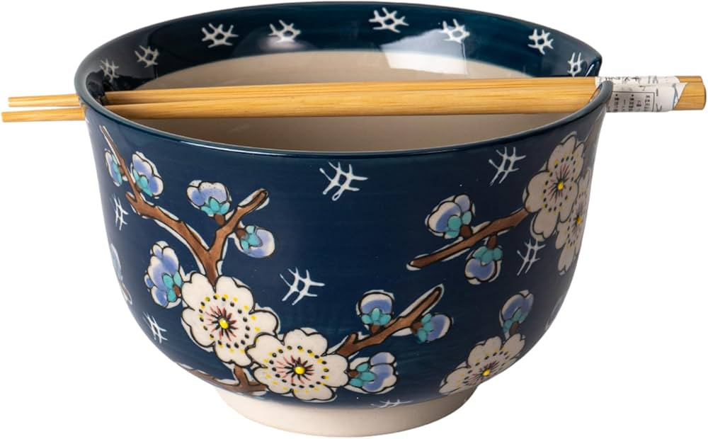 Urban Tokyo Ramen Udon Noodle Bowl with Chopsticks - 24 fl oz, 6 inch Diameter Handcrafted Porcel... | Amazon (US)
