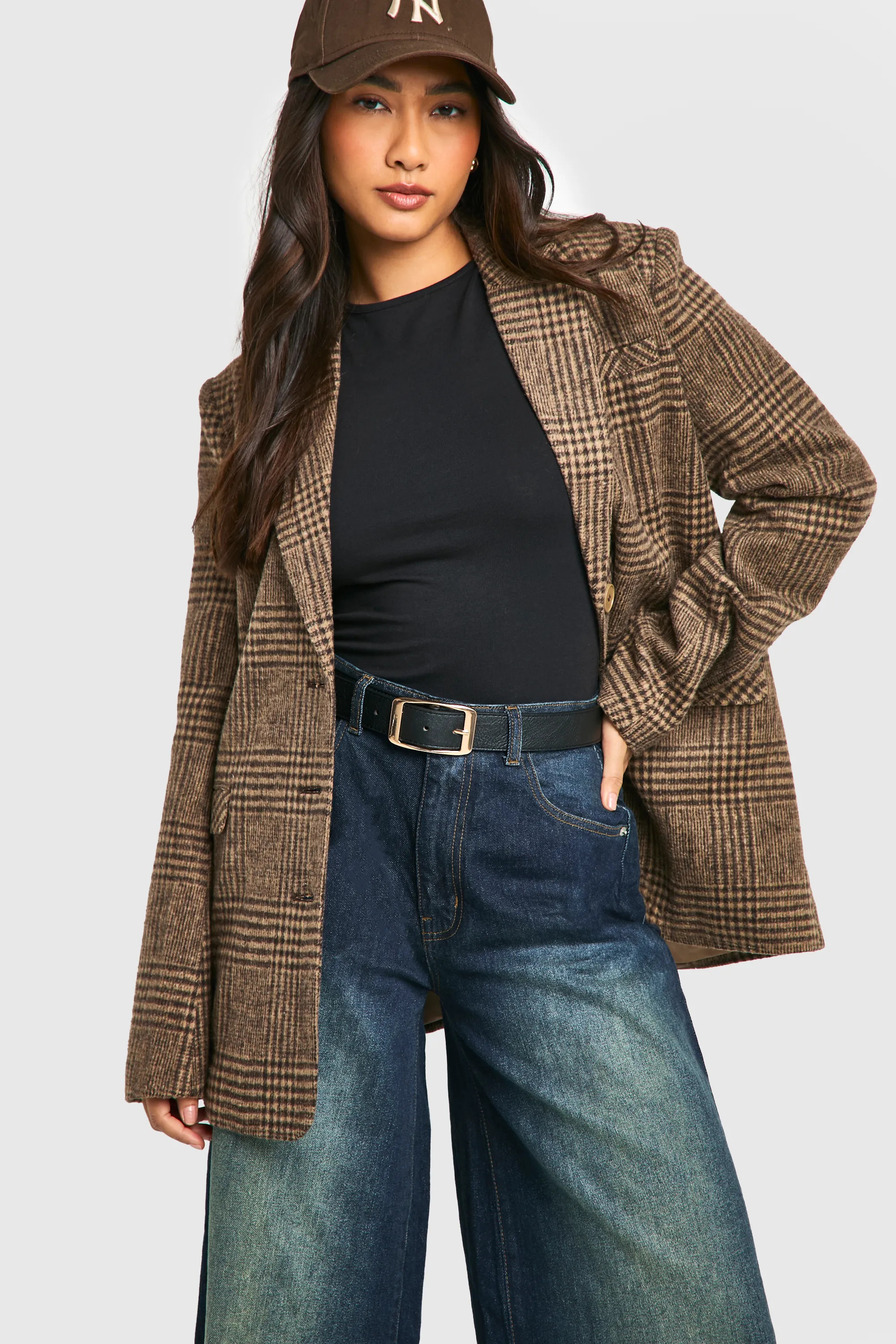 Chunky Gold Buckle Boyfriend Belt | Boohoo.com (UK & IE)