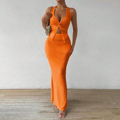Women's Vacation Solid Color Twisted Front Slit Hem Halter Top And Fishtail Bodycon Skirt Set | SHEIN