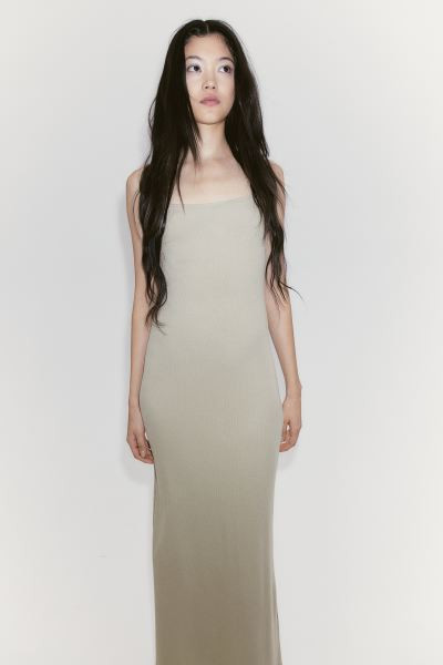 Ribbed maxi dress | H&M (UK, MY, IN, SG, PH, TW, HK)