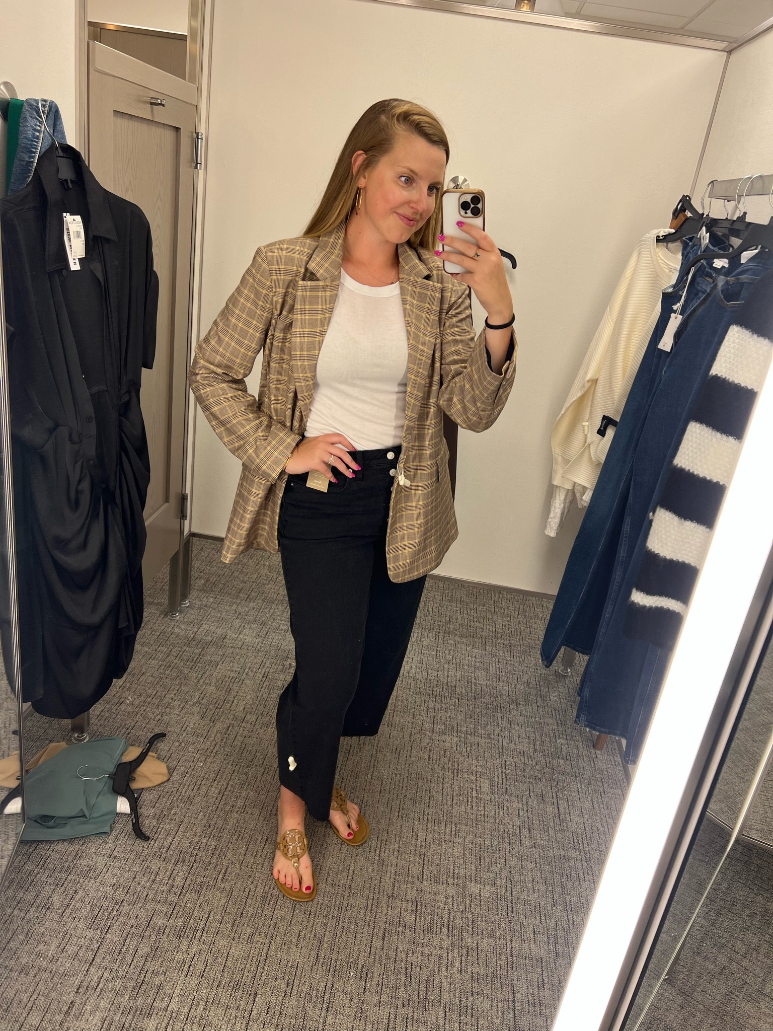 Oversized blazer and madewell denim 😍 a beautiful combo! Grabbed my true size in the blazer and denim  

#LTKxNSale #LTKSeasonal #LTKBacktoSchool