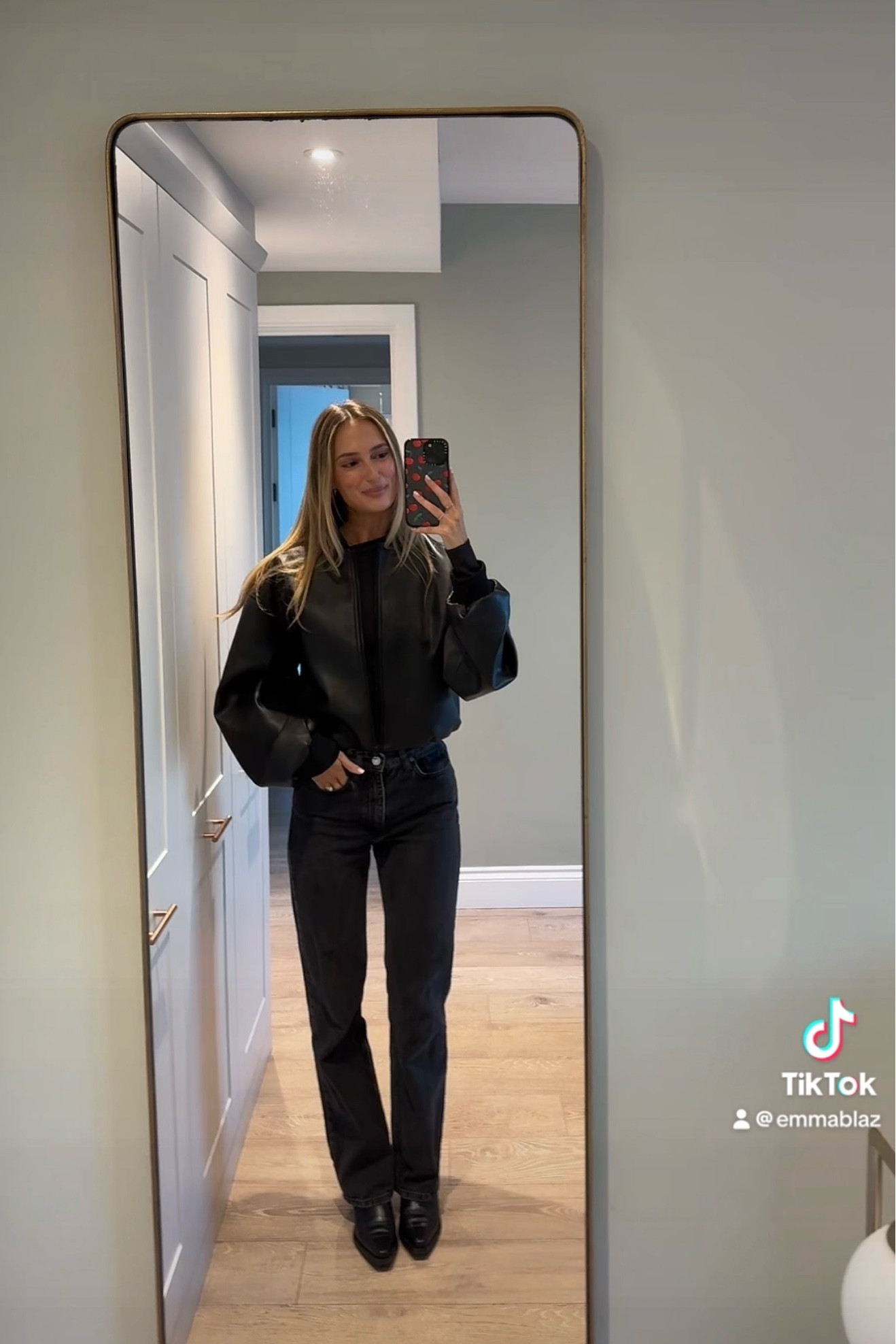 all black outfit 

#LTKSeasonal #LTKFallSale #LTKFindsUnder50