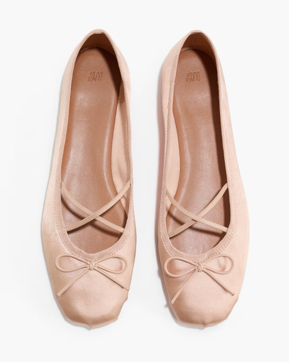 Satin ballet flats

#LTKSeasonal