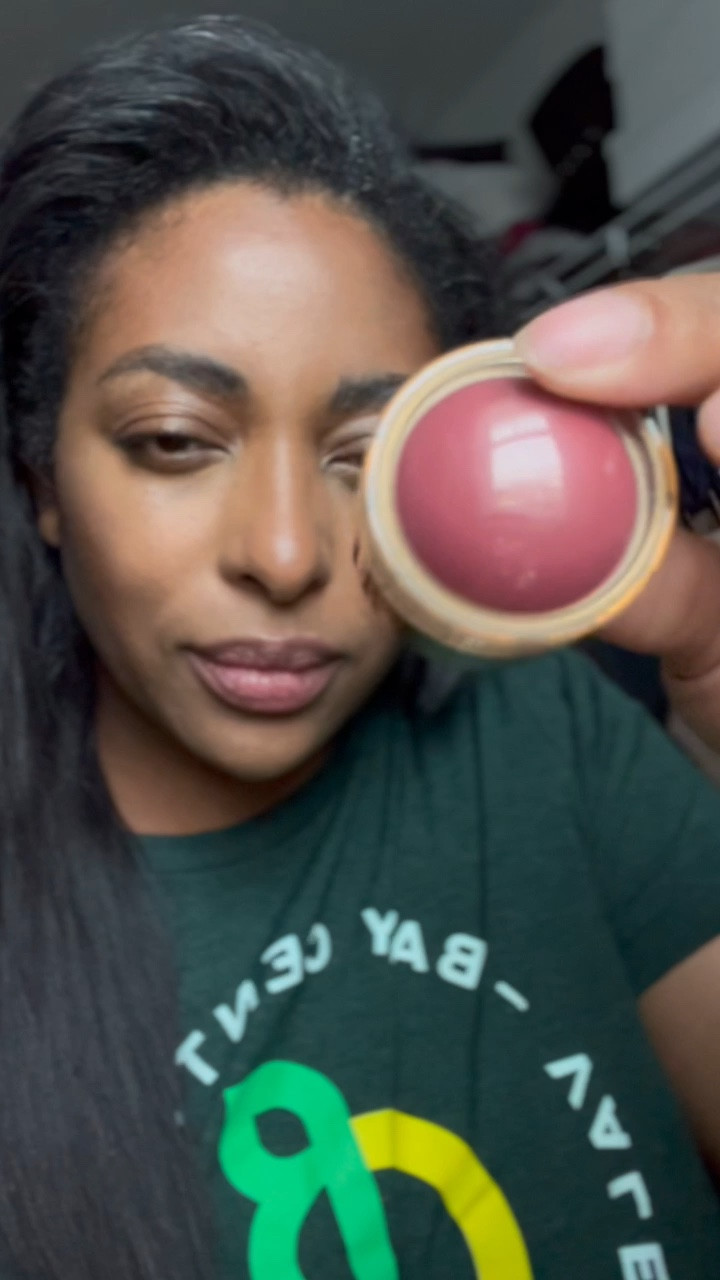 This is the shade Cheeky. I’m obsessed!! ✨

Don’t mind my ashy hand lol

#LTKFindsUnder50 #LTKBeauty