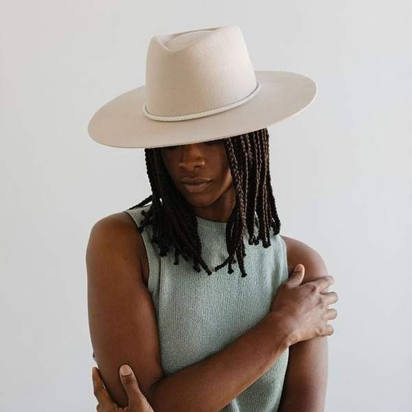 Dakota Triangle Crown - Cream | Gigi Pip