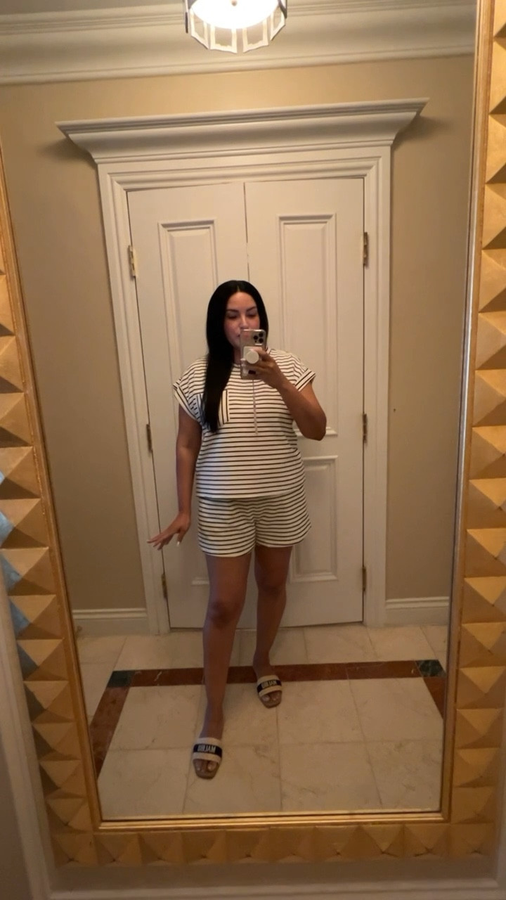 The perfect travel outfit 🫶🏼

#LTKtravel #LTKfindsunder50 #LTKSeasonal