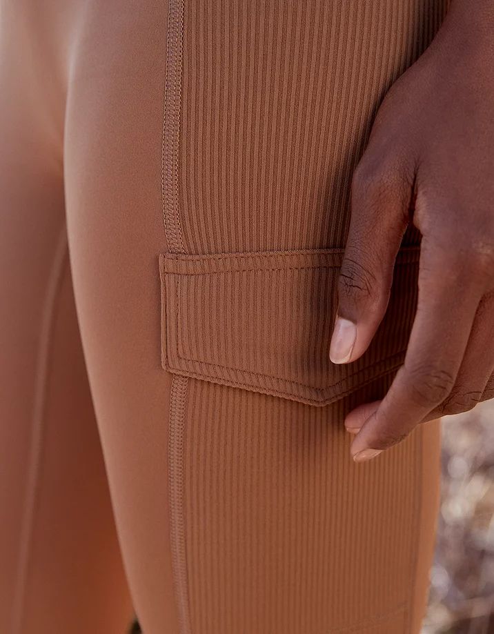 OFFLINE Goals High Waisted Cargo Pocket Legging | American Eagle Outfitters (US & CA)