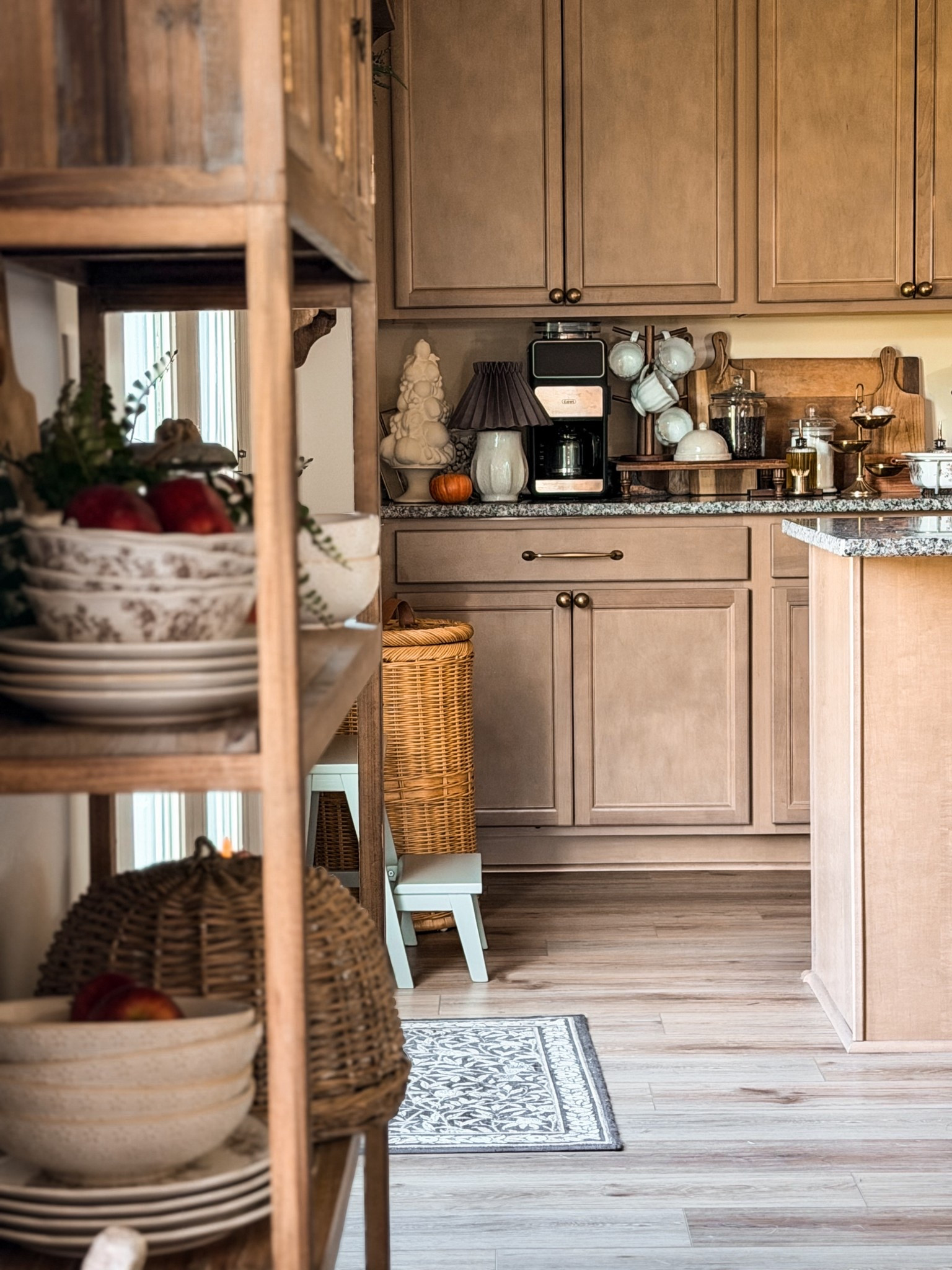A cozy fall kitchen corner. 🤎

#LTKHome