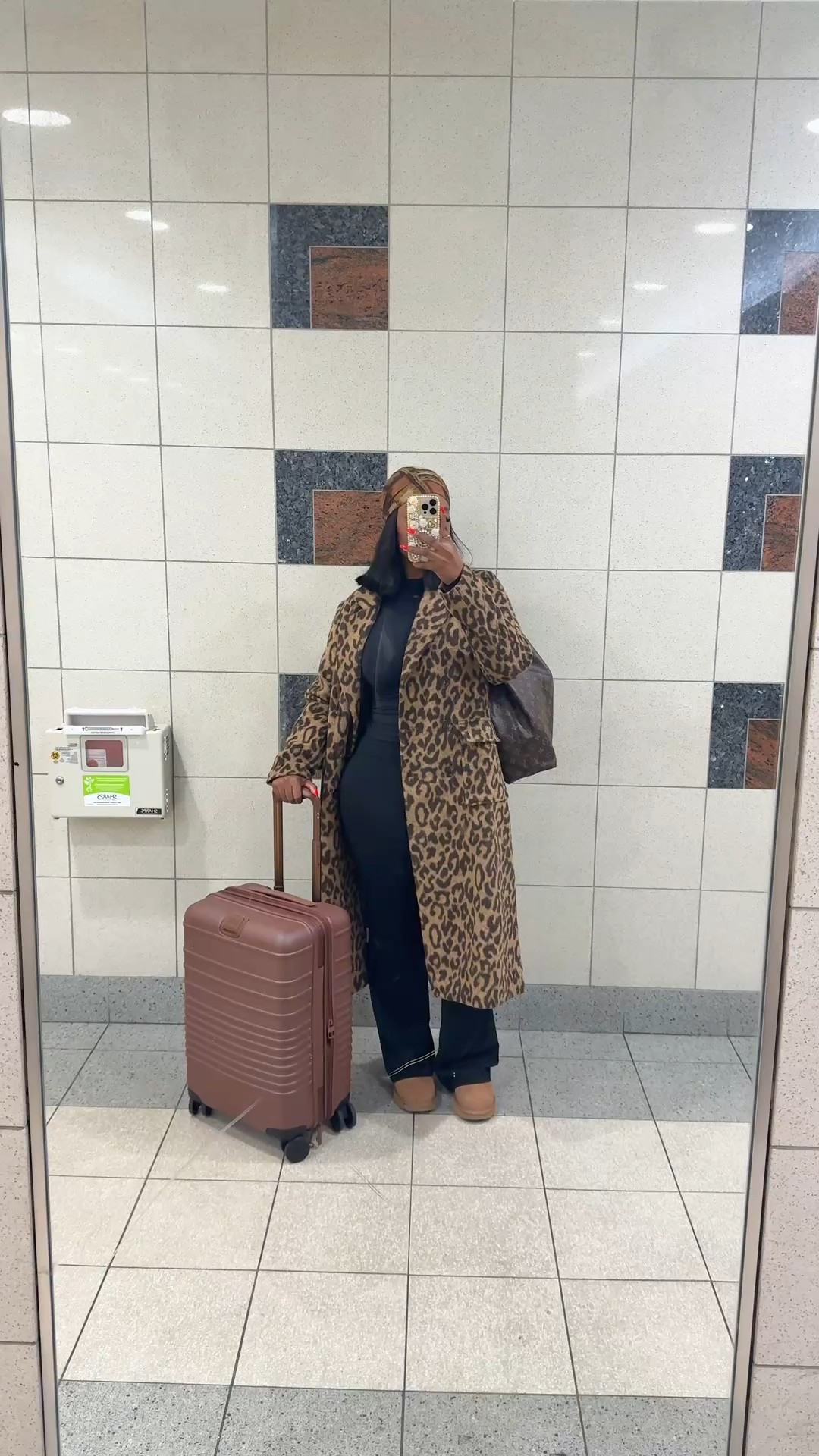 Travel Outfit Of The Day ✈️ 

#LTKFindsUnder100 #LTKootd #LTKTravel