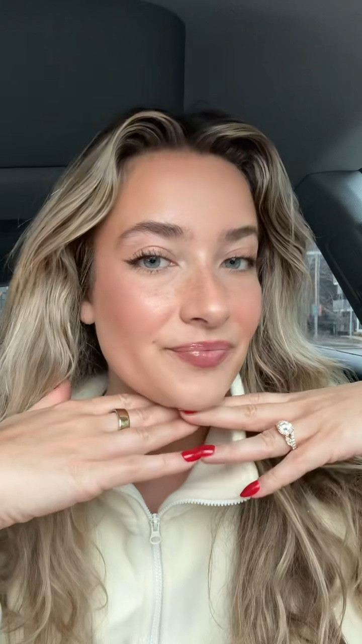 My 5 minute makeup look 🤍

#LTKBeauty #LTKgrwm